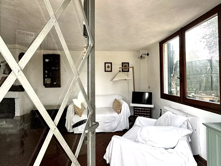 Immagine 9 di Rustico / casale in vendita  in Via Madonna Della Neve a Diano Castello