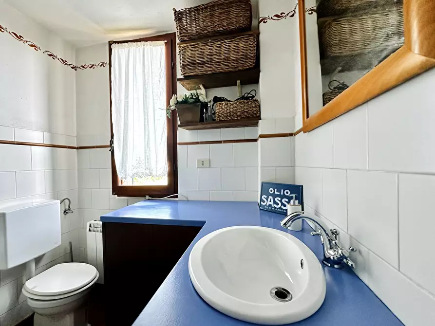 Immagine 28 di Rustico / casale in vendita  in Via Madonna Della Neve a Diano Castello