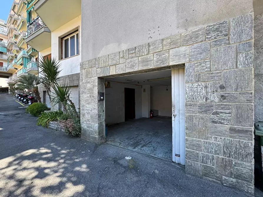 Immagine 2 di Capannone industriale in affitto  in Via Lamarmora 92 a San Remo