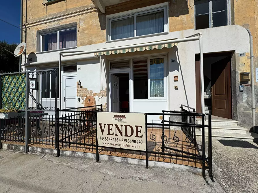 Immagine 28 di Bilocale in vendita  in Via Val D'Olivi 379 a San Remo
