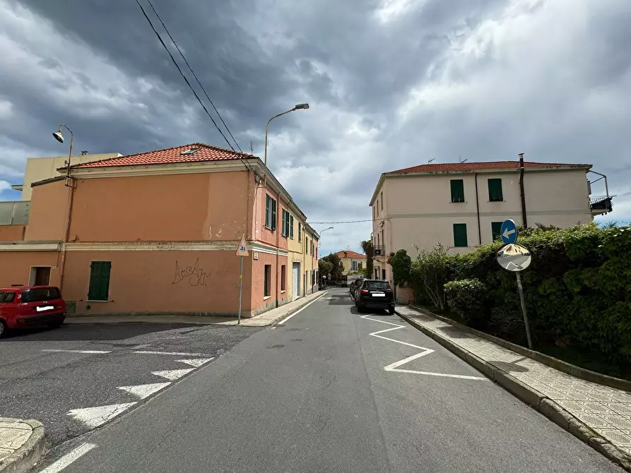 Immagine 16 di Trilocale in vendita  in Via Marsala 67 a San Remo