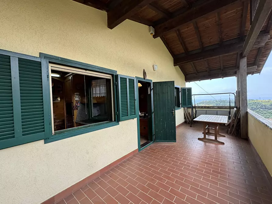 Immagine 11 di Casa bifamiliare in vendita  in Via Gramegna 7 a Castellaro