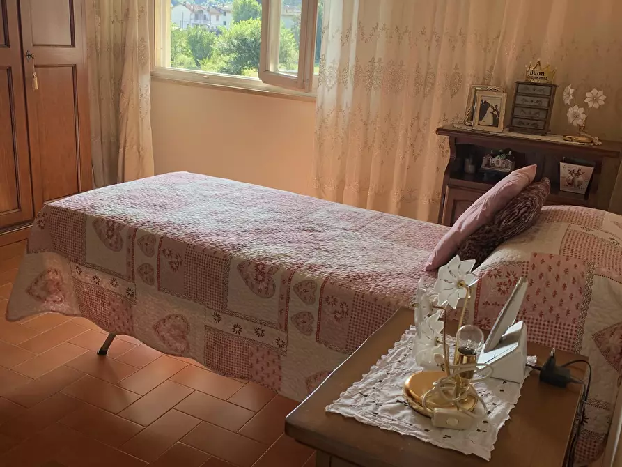 Immagine 30 di Rustico / casale in vendita  a Camaiore