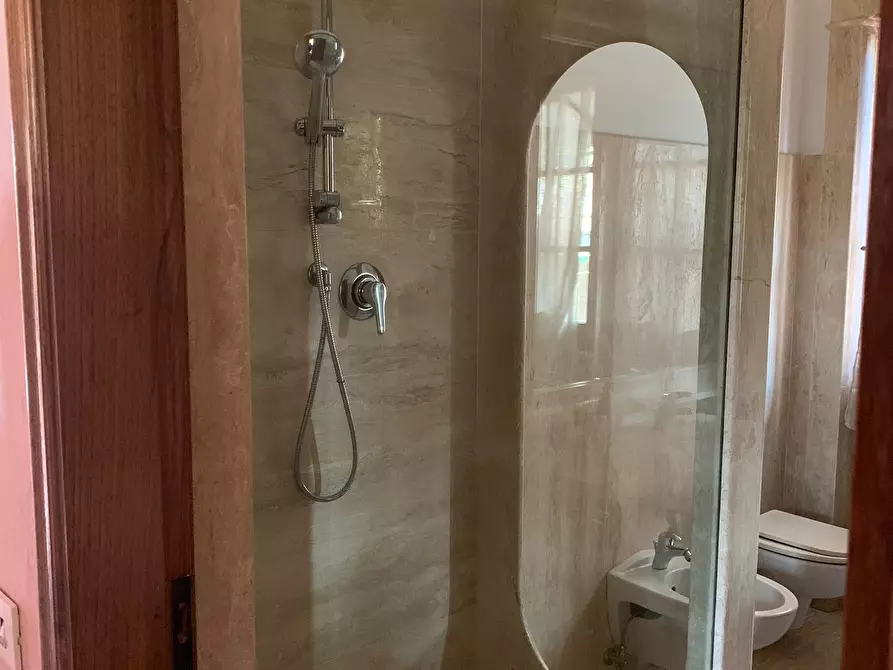 Immagine 16 di Casa semindipendente in affitto  a Pietrasanta