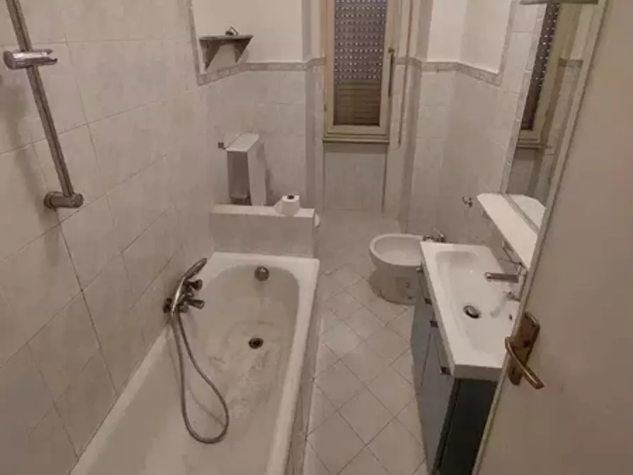 Immagine 7 di Quadrilocale in affitto  a Camaiore