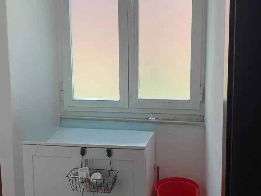 Immagine 7 di Bilocale in affitto  a Pietrasanta