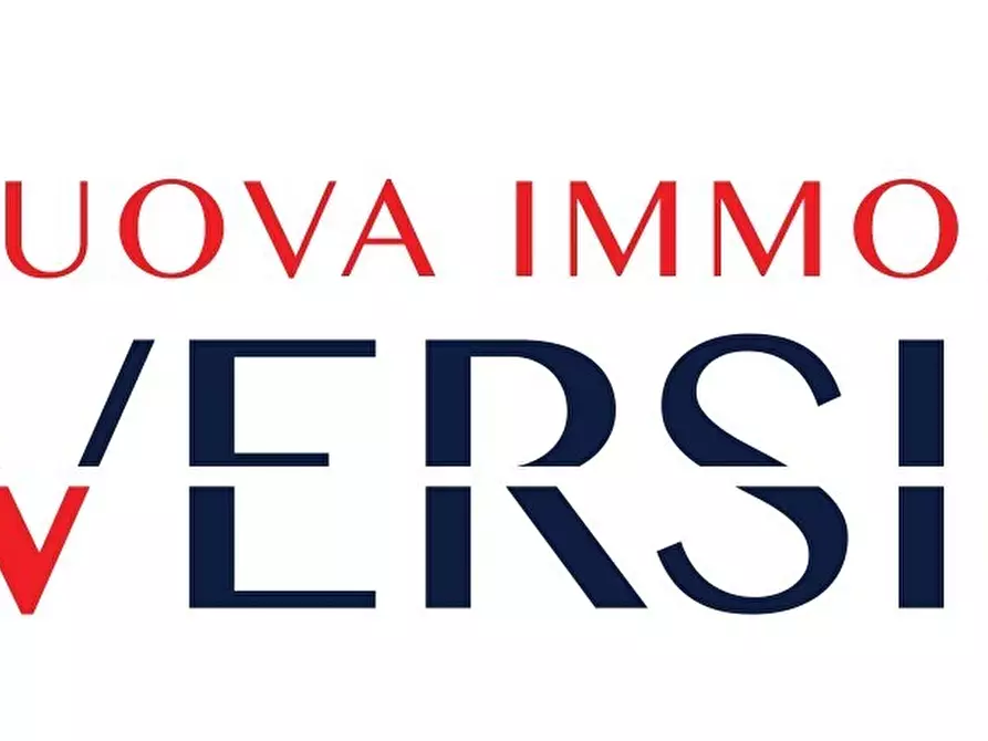 Immagine 1 di Quadrilocale in affitto  a Camaiore