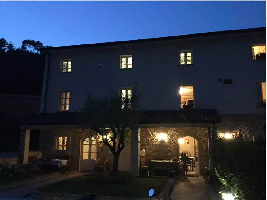 Immagine 7 di Casa semindipendente in affitto  a Camaiore