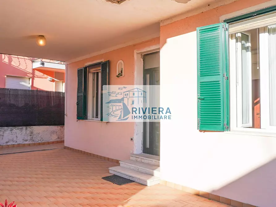 Immagine 38 di Appartamento in vendita  in Corso Villaregia a Riva Ligure