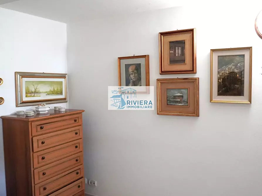 Immagine 49 di Villa in vendita  in Via Giulio Cesare 2 a Santo Stefano Al Mare