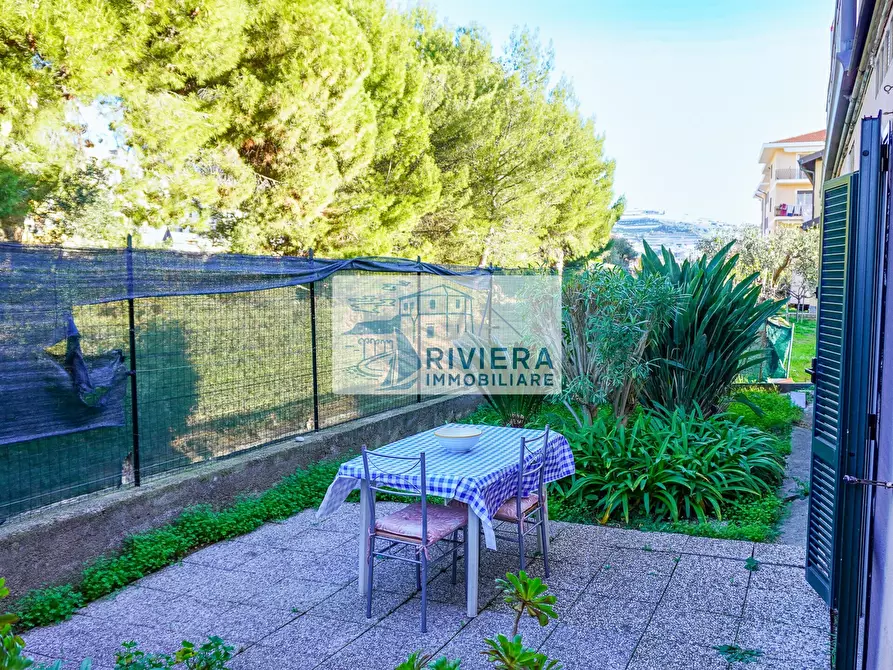 Immagine 45 di Appartamento in vendita  in Corso Villaregia a Riva Ligure