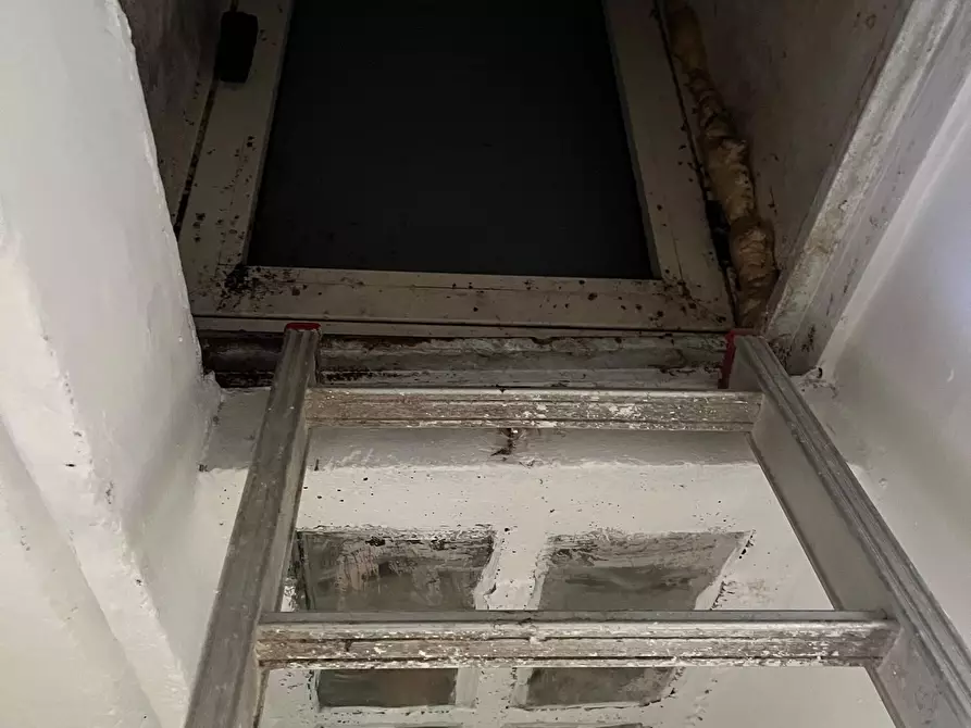 Immagine 23 di Bilocale in vendita  in Largo Malvò 5 a Lanciano