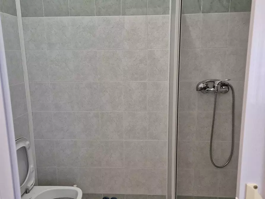 Immagine 32 di Locale commerciale in vendita  in Via Ferdinando Galliani 41B a Altino