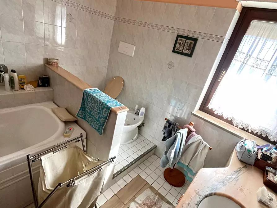 Immagine 29 di Pentalocale in vendita  in Via Giuseppe Spataro 7 a Lanciano