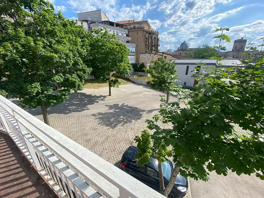 Immagine 1 di Pentalocale in vendita  in Via Piave 73 a Lanciano