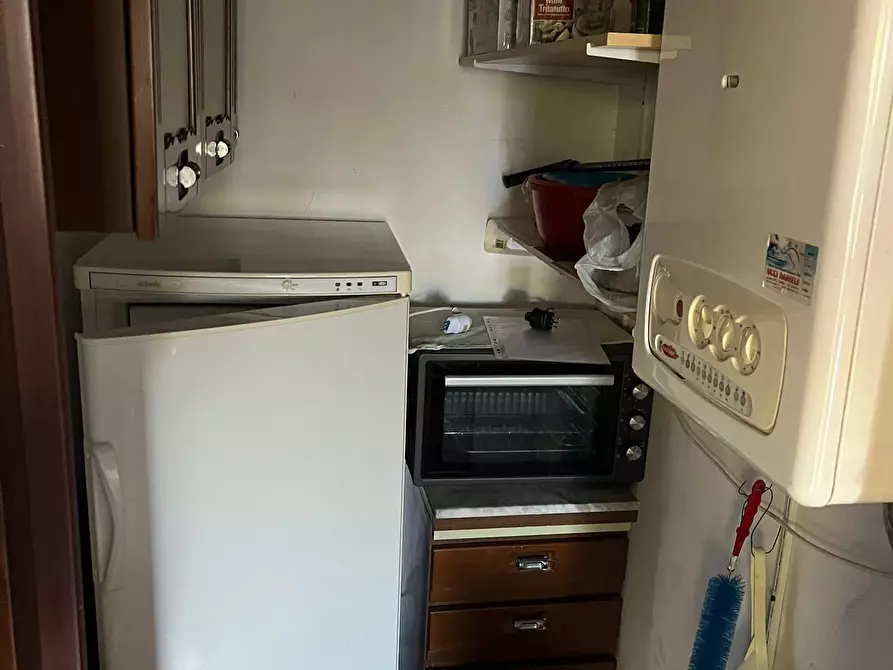 Immagine 17 di Trilocale in vendita  in Via Giangiulio Adamo 46 a Lanciano