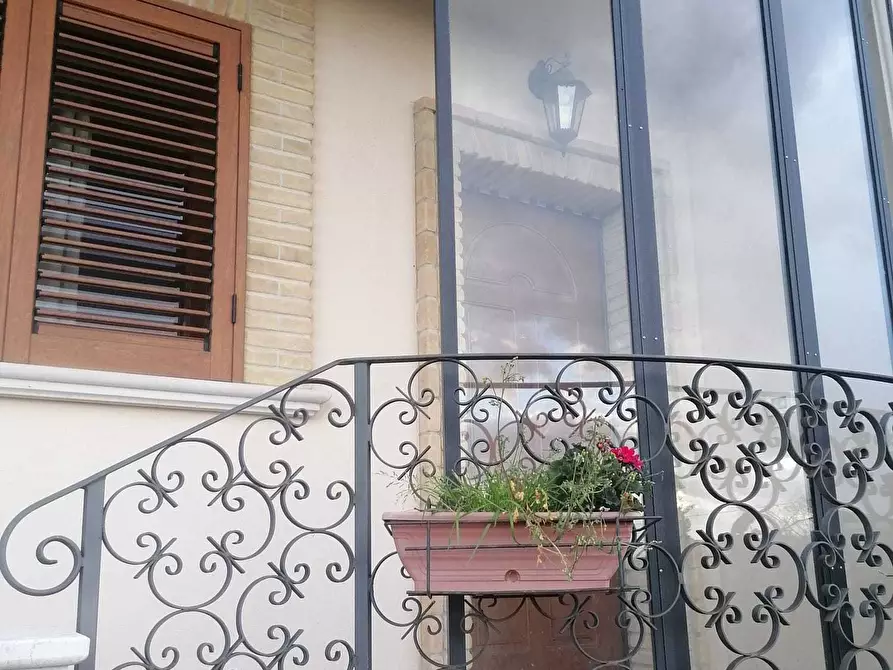 Immagine 10 di Villetta a schiera in vendita  in Via Provinciale della Rocca 44 a Santa Maria Imbaro