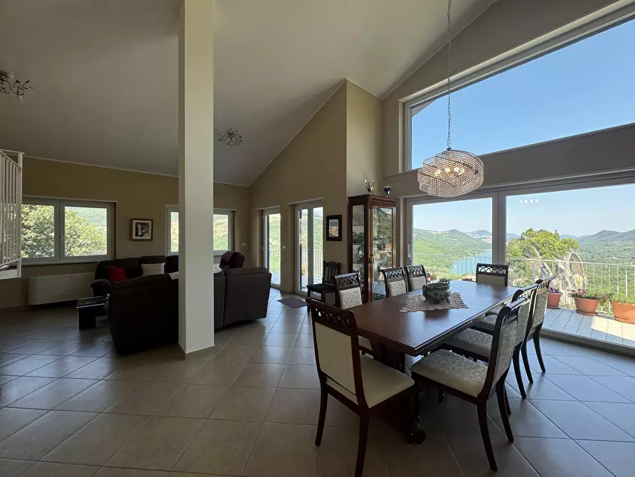 Immagine 6 di Villa in vendita  in Pietraferrazzana (CH) a Pietraferrazzana