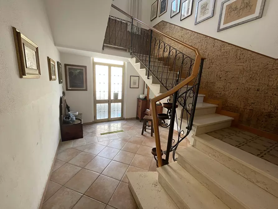 Immagine 1 di Casa indipendente in vendita  in Via Monte Grappa a Cecina