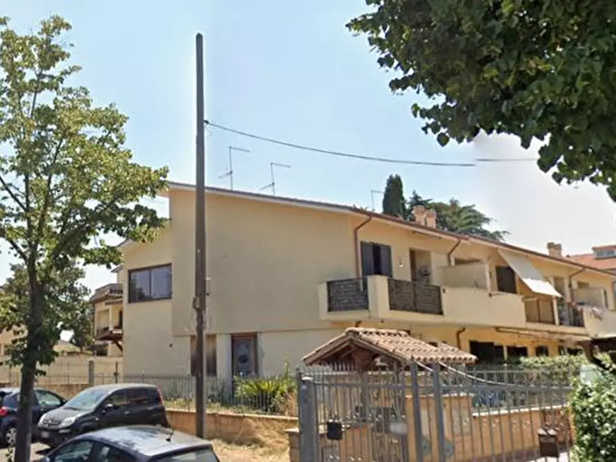 Immagine 6 di Villetta a schiera in vendita  in Via Ollolai 80 a Roma