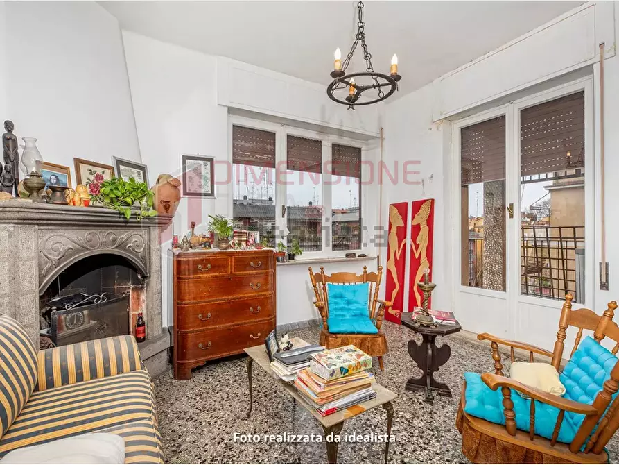 Immagine 3 di Attico in vendita  in Via di Donna Olimpia a Roma