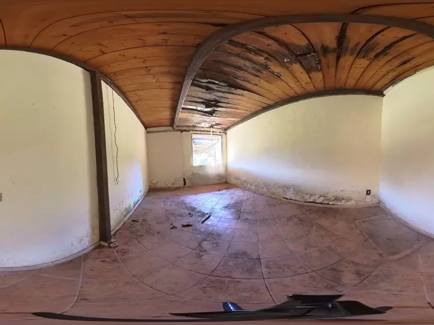 Immagine 10 di Rustico / casale in vendita  in Via Enrico Fermi 10 a Morlupo