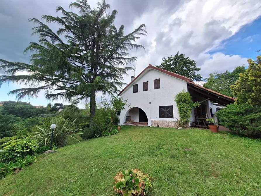 Immagine 1 di Villa in vendita  in via polluce 2 a Rignano Flaminio