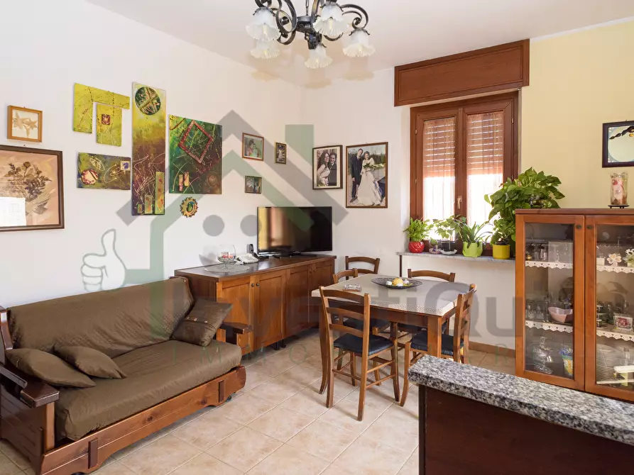 Immagine 3 di Trilocale in vendita  a Ciriè