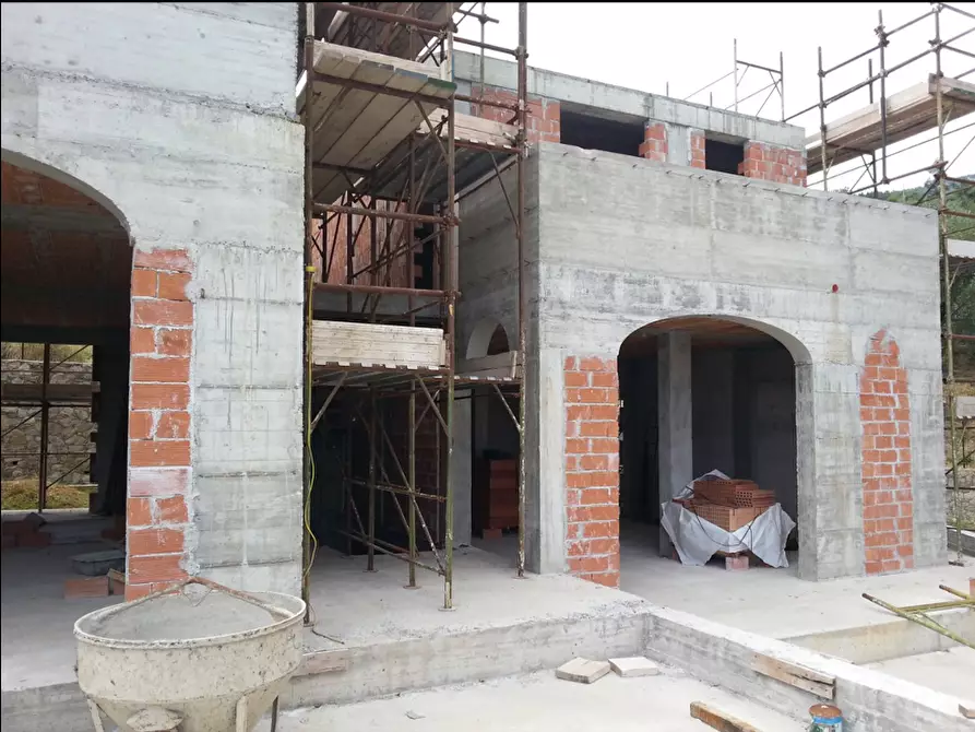 Immagine 9 di Rustico / casale in vendita  in Via Bosci 11 a Magliolo