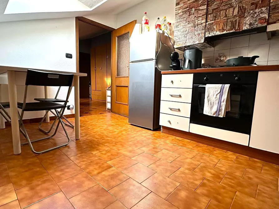 Immagine 16 di Mansarda in vendita  in Via Della Repubblica 15 a Ciriè