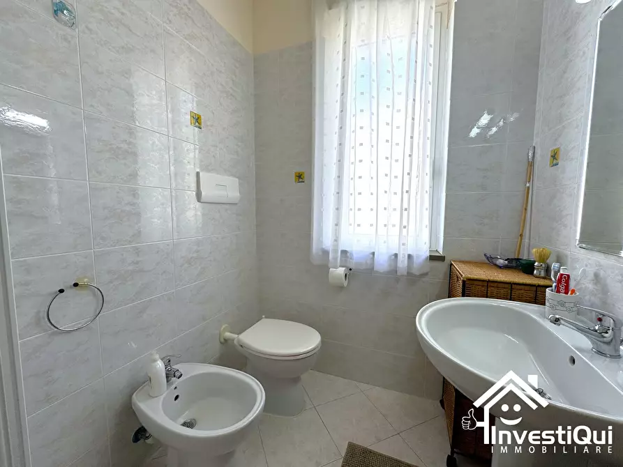 Immagine 22 di Bilocale in vendita  in Via Giorni-Santarò 117 a Tovo San Giacomo