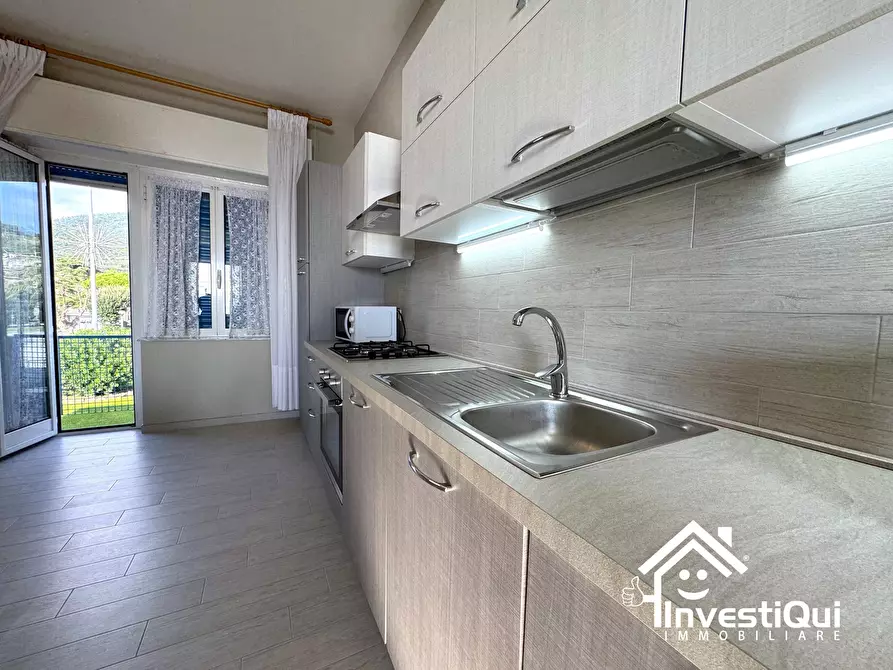 Immagine 13 di Bilocale in vendita  in Via XXV Aprile 189 a Pietra Ligure