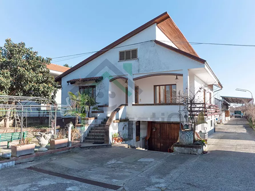 Immagine 2 di Villa in vendita  in Strada Antica per Ciriè 1515 a San Carlo Canavese