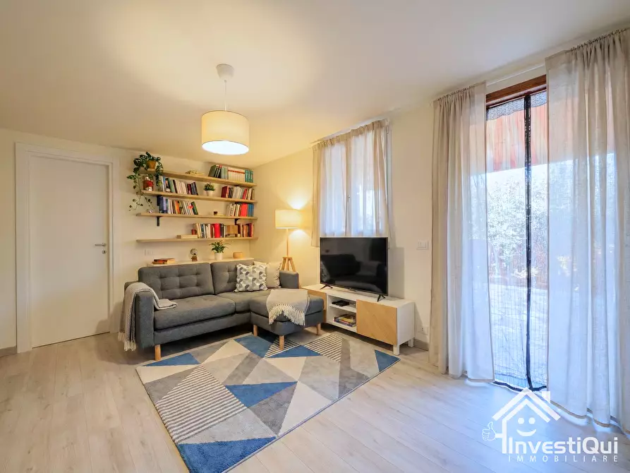 Immagine 19 di Trilocale in vendita  in Via Ranzi 176B a Pietra Ligure