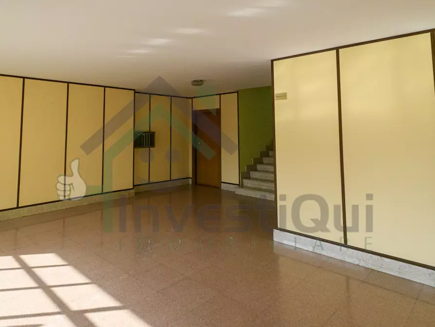 Immagine 21 di Quadrilocale in vendita  in Via San Maurizio 17 a Ciriè