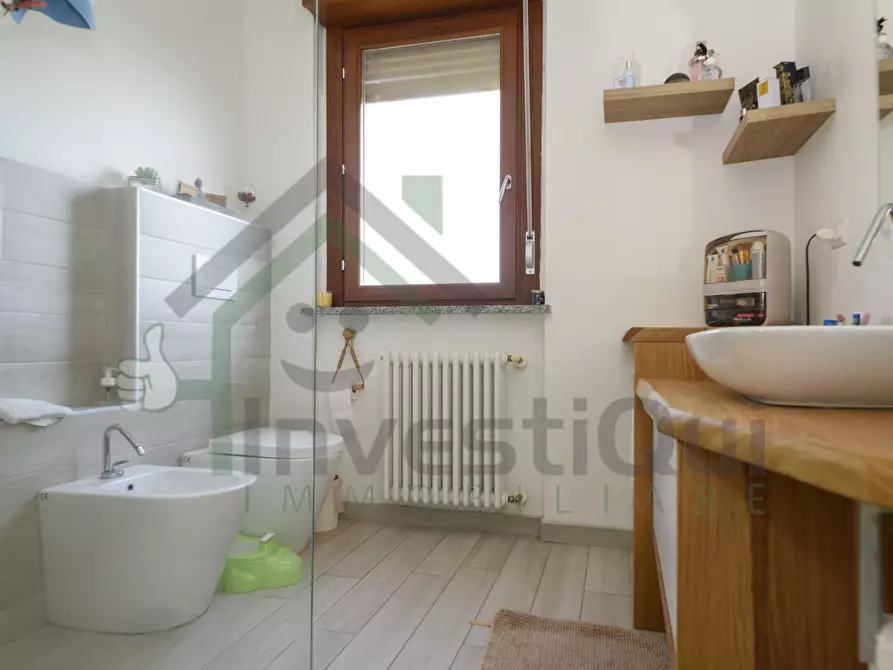 Immagine 14 di Pentalocale in vendita  in Via Bianca Gerardi 1 a Ciriè