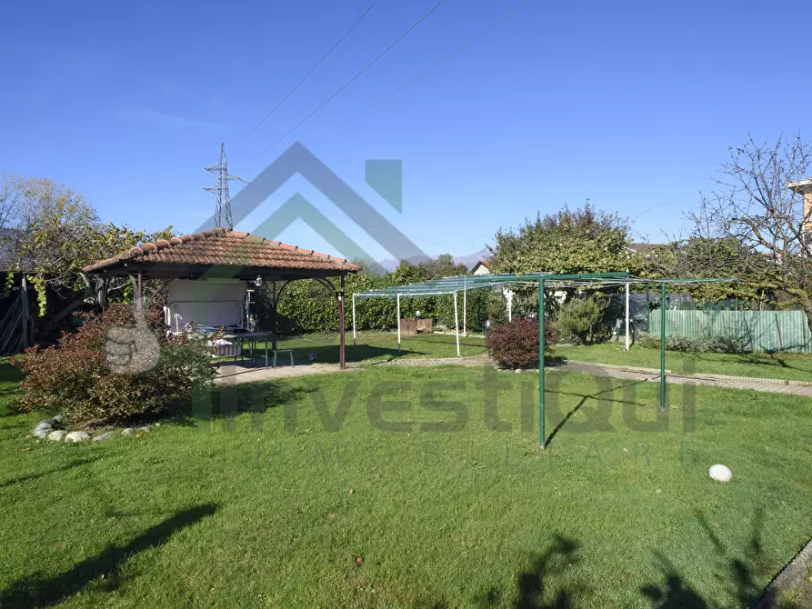 Immagine 7 di Quadrilocale in vendita  in Strada delle Rivette 3 a Nole