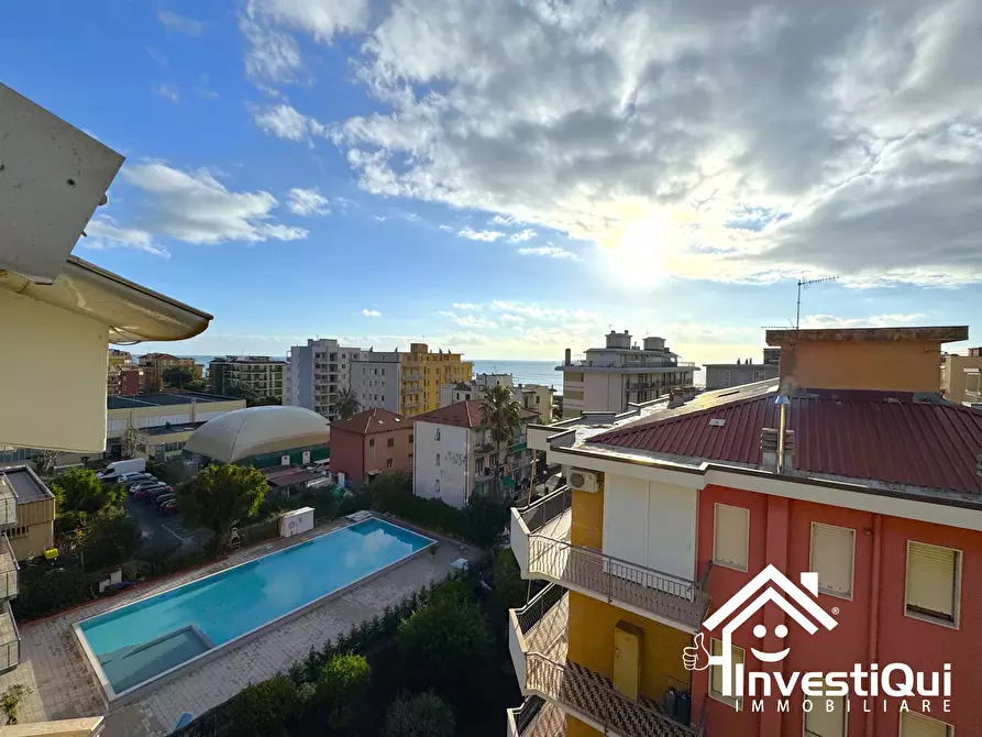 Immagine 1 di Bilocale in vendita  in Viale della Repubblica 60 a Pietra Ligure