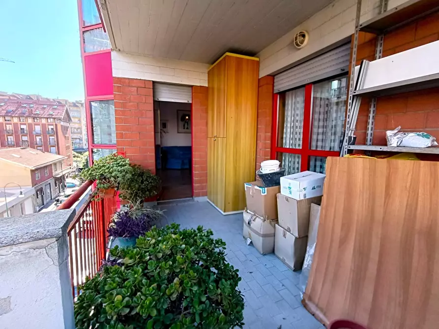 Immagine 9 di Pentalocale in vendita  in Via Villarbasse 32 a Torino