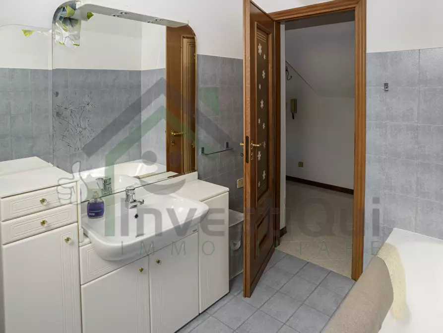 Immagine 55 di Casa bifamiliare in vendita  in Strada Barotto 2 a Nole