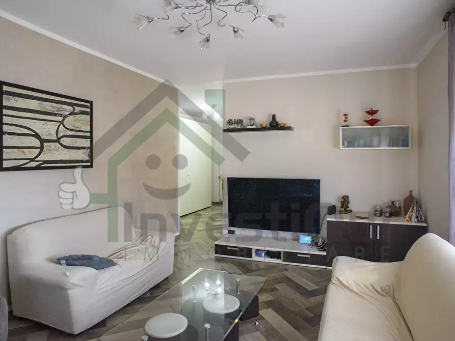 Immagine 5 di Quadrilocale in vendita  in Via Battitore 67 a Ciriè