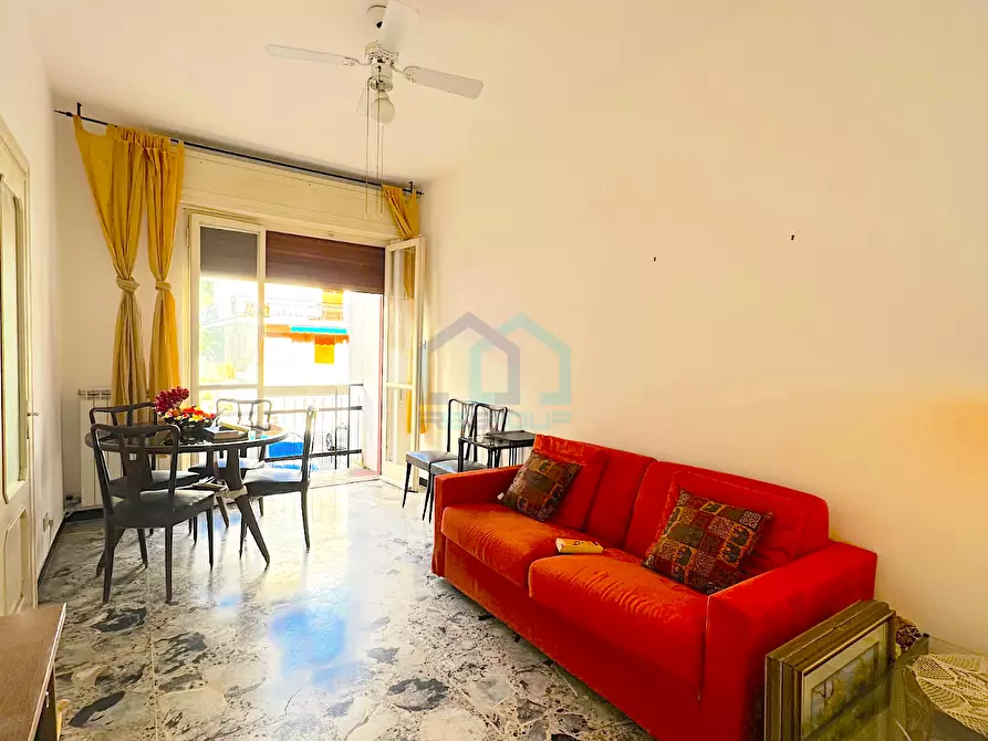 Immagine 5 di Bilocale in vendita  in Piazzale Piemonte 9 a Albissola Marina