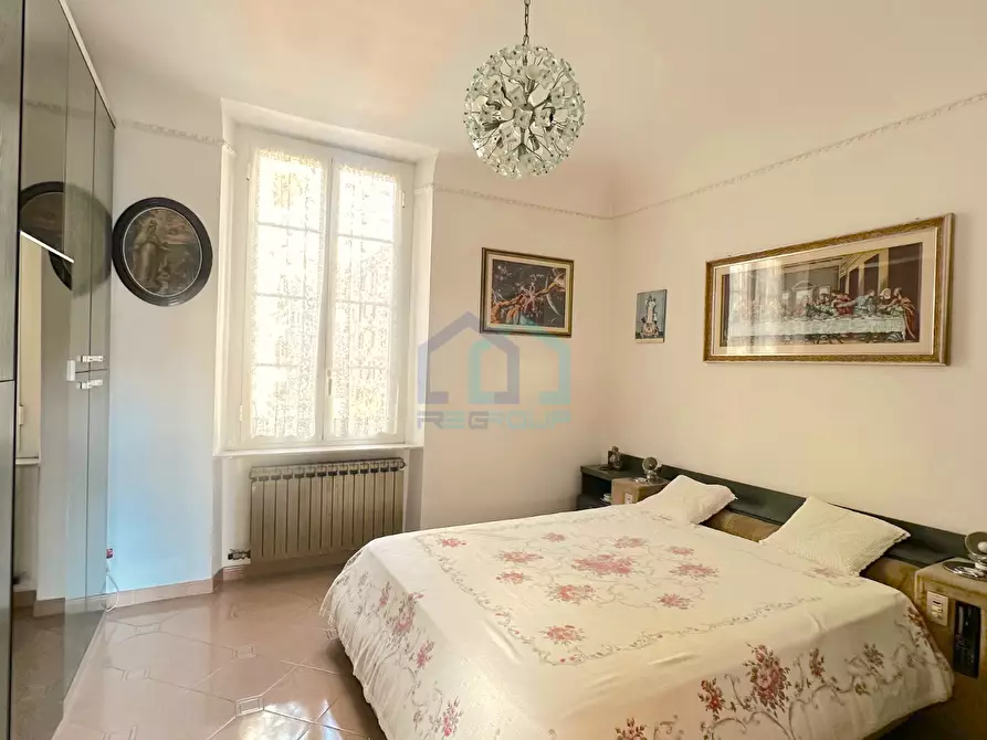 Immagine 7 di Pentalocale in vendita  in Via Piave 25 a Savona