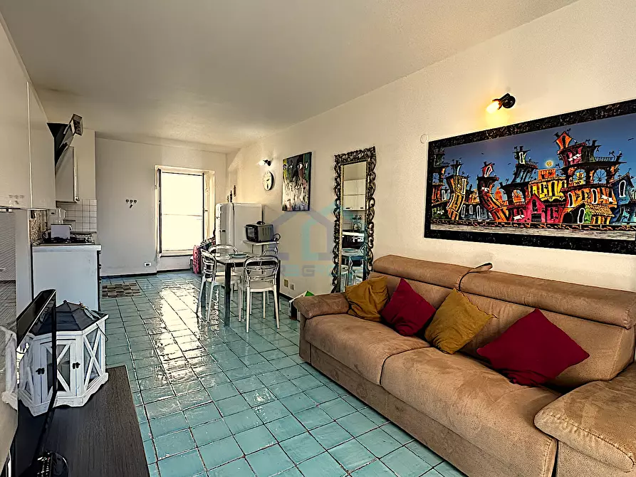 Immagine 4 di Bilocale in vendita  in Via Matteo Repetto 21 a Albissola Marina