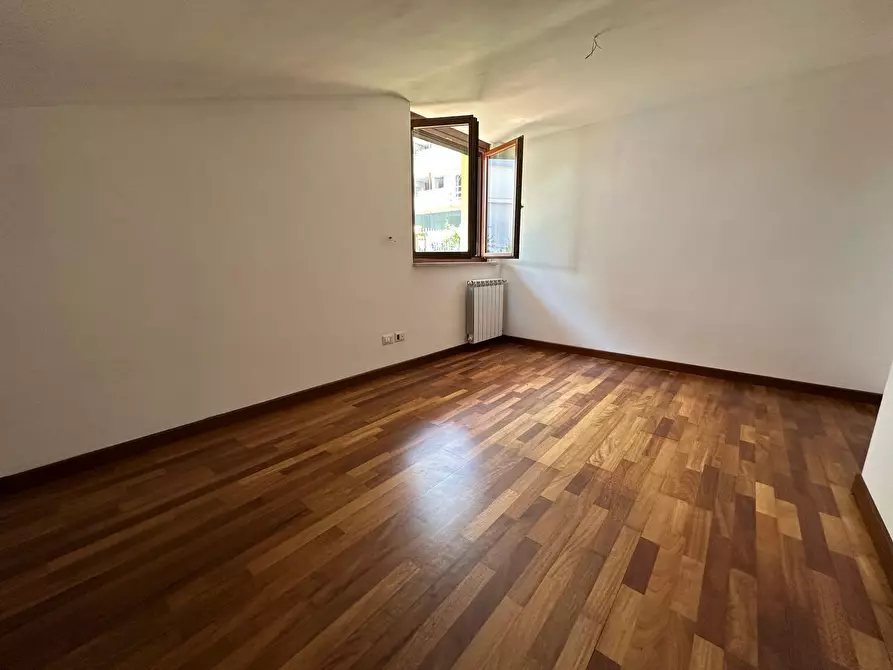 Immagine 27 di Villetta a schiera in vendita  in via tacito 88 a Guidonia Montecelio