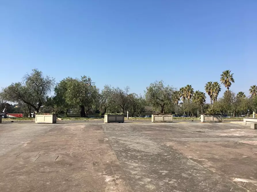 Immagine 2 di Bilocale in vendita  in Via di Marco Simone 82 a Guidonia Montecelio