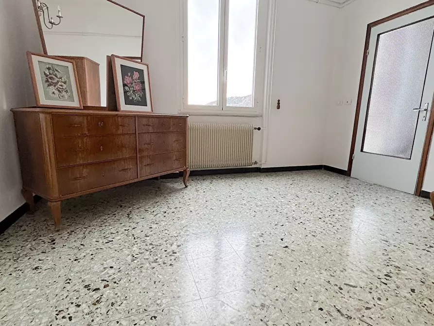 Immagine 11 di Casa bifamiliare in affitto  a Leivi