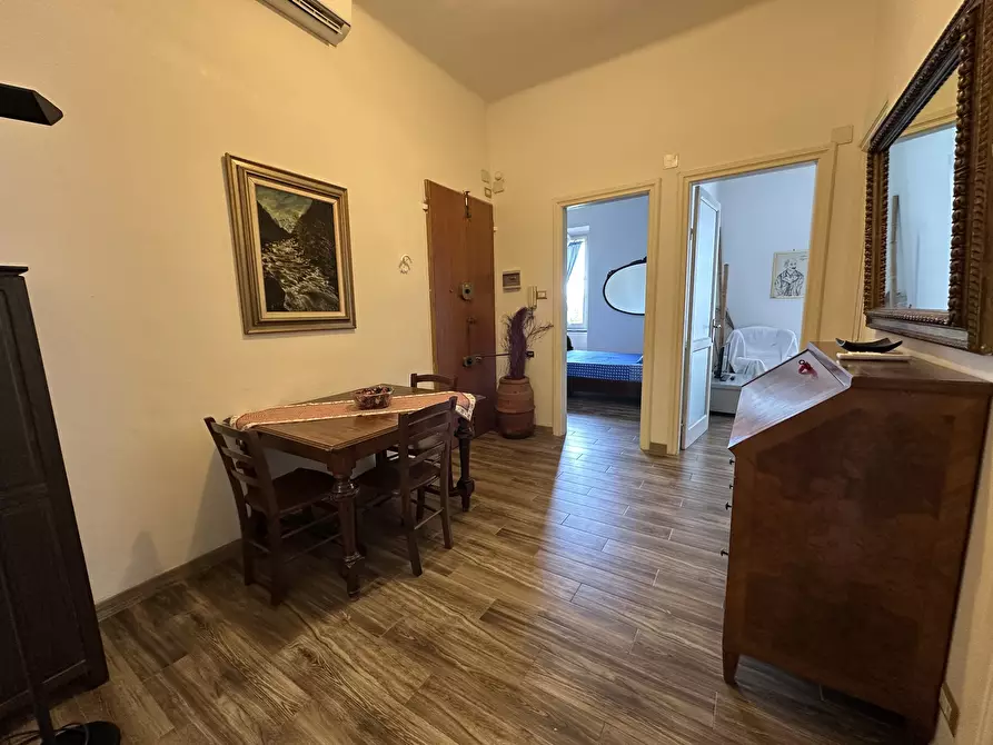 Immagine 5 di Trilocale in affitto  a Chiavari