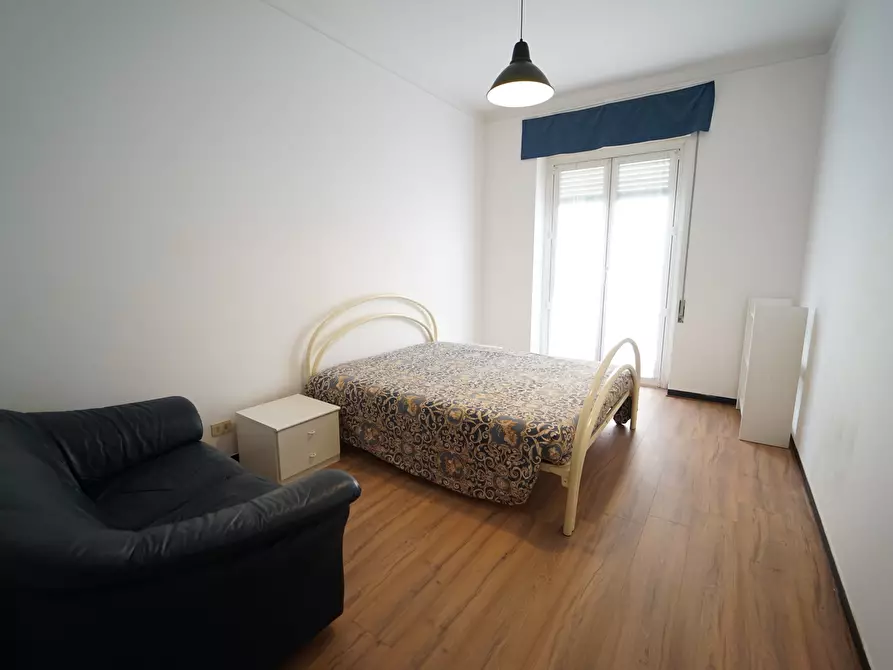 Immagine 12 di Trilocale in affitto  a Chiavari