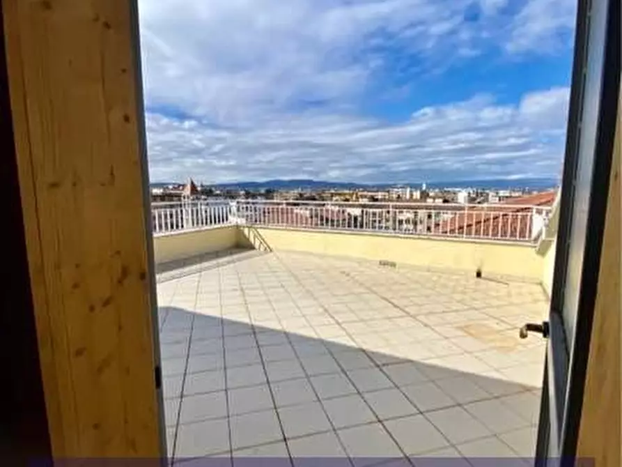 Immagine 15 di Bilocale in vendita  in Via di Novoli a Firenze